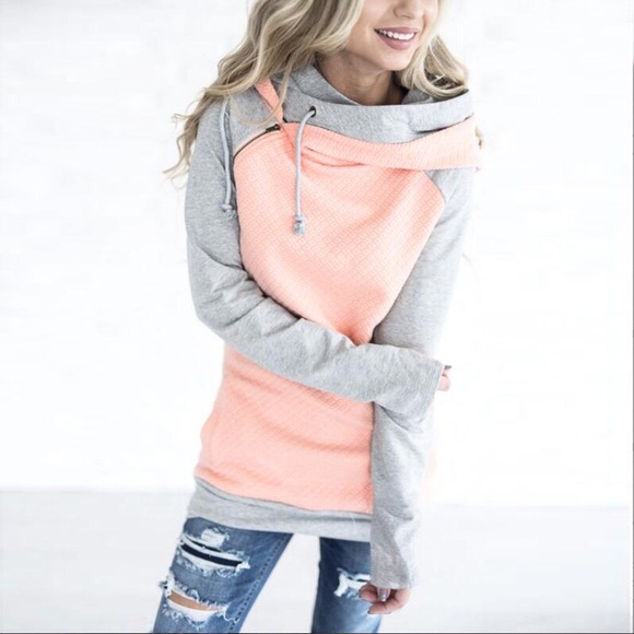 Tops - Pink/gray sweater shirt hoodie